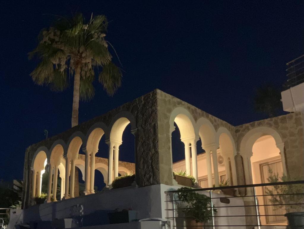 Luxuriant Kyrenia Вілла